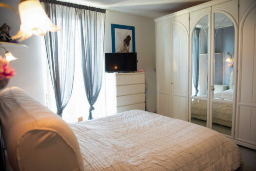 Large apartment in Pianello del Lario – lake view