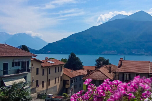 Large apartment in Pianello del Lario – lake view
