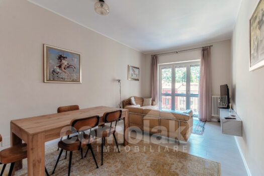 Central Cernobbio apartment with a terrace