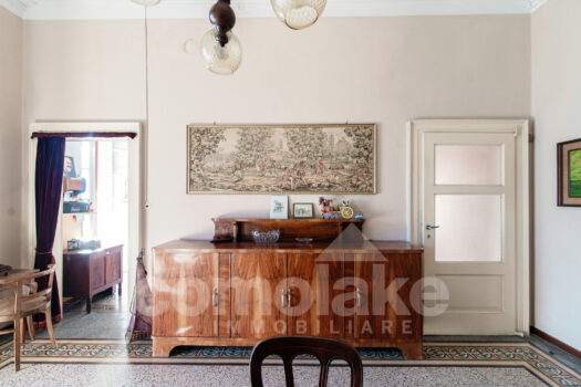 Historic house with terrace and garden in Moltrasio