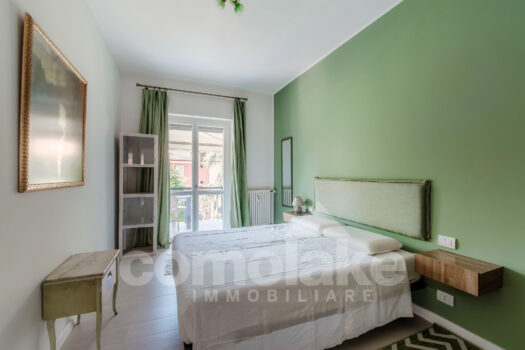 Central Cernobbio apartment with a terrace