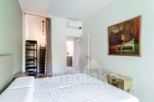 Central Cernobbio apartment with a terrace