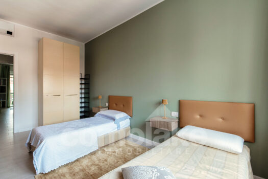 Central Cernobbio apartment with a terrace