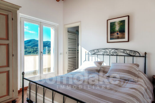 Modern villa with garden and lake view in Cernobbio