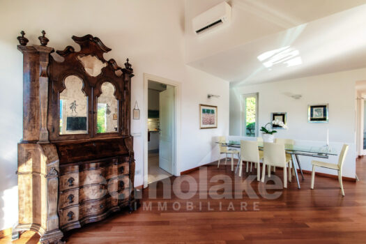 Modern villa with garden and lake view in Cernobbio