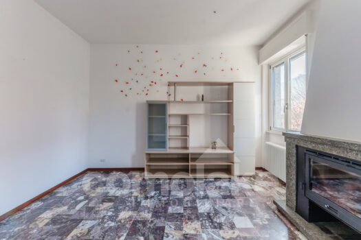 Apartment near Cernobbio with balcony and box