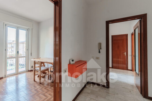 Apartment near Cernobbio with balcony and box