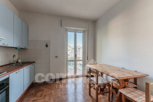 Apartment near Cernobbio with balcony and box