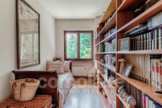 Independent villa with spacious garden in San Fermo Della Battaglia