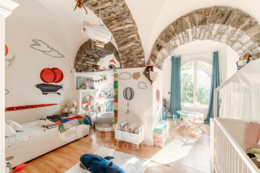 Apartment with garden on the lake and boat place near Cernobbio