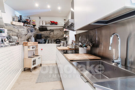 Apartment with garden on the lake and boat place near Cernobbio