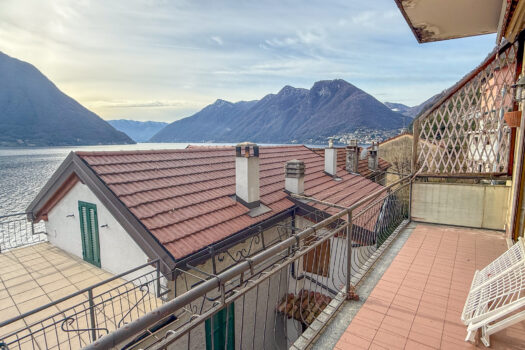 Two apartments with terrace in Colonno – lake view