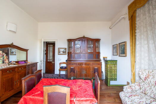 Apartment in an historic villa – Tremezzina with lake view