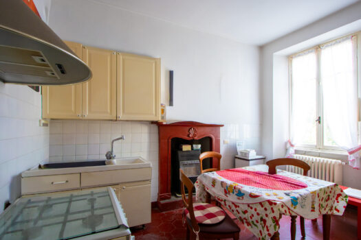 Apartment in an historic villa – Tremezzina with lake view