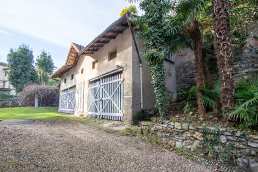 Apartment in an historic villa – Tremezzina with lake view