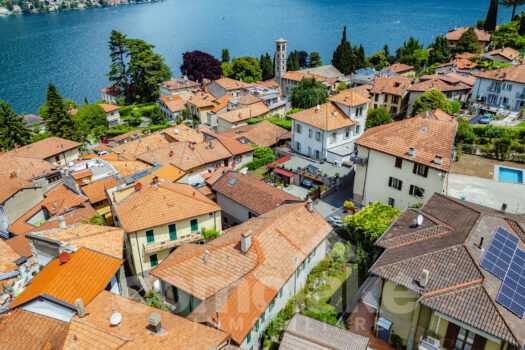 Lake house with garden in Torno