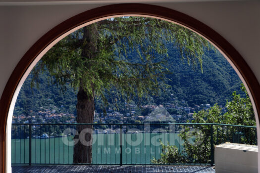 Villa with fabulous lake view in Cernobbio