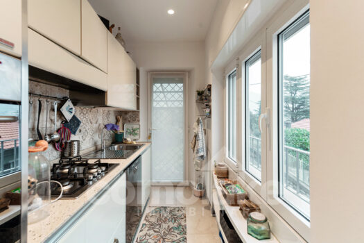 Modern villa with lake view in Moltrasio