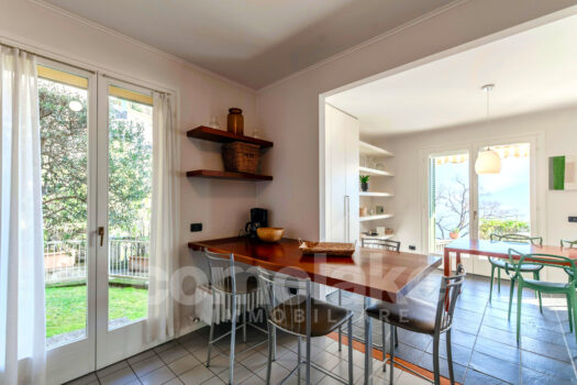 Villa with garden and wonderful lake view in Moltrasio