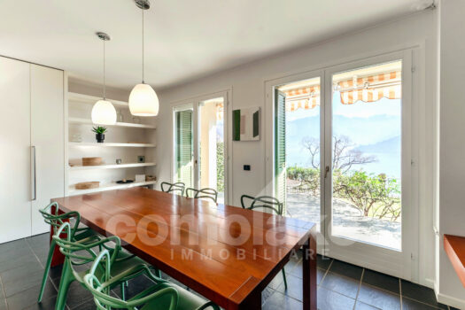 Villa with garden and wonderful lake view in Moltrasio