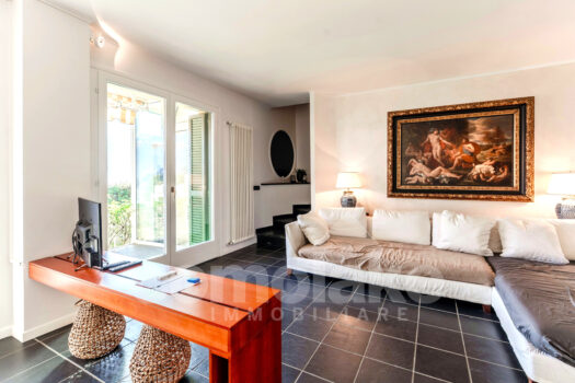 Villa with garden and wonderful lake view in Moltrasio