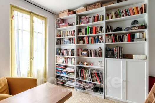 Lake house with garden in Torno