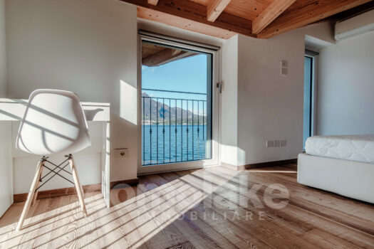 Modern lake front apartment near Bellagio
