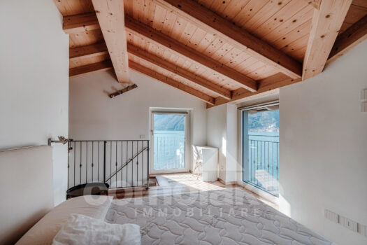 Modern lake front apartment near Bellagio