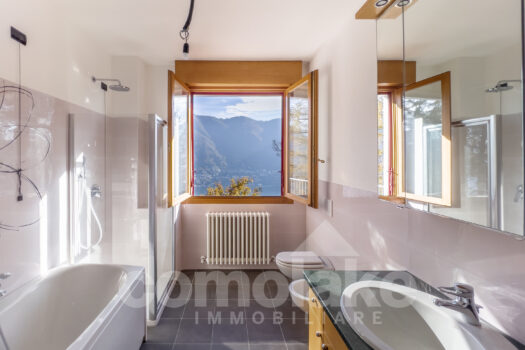 Villa with fabulous lake view in Cernobbio
