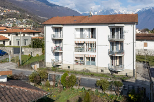 Large apartment in the center of Domaso – lake view