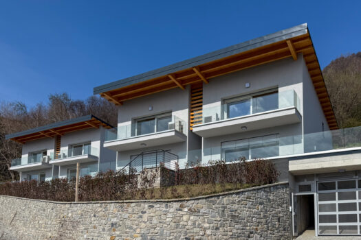 New modern apartments in Domaso – with a pool and lake views