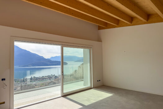 New modern apartments in Domaso – with a pool and lake views