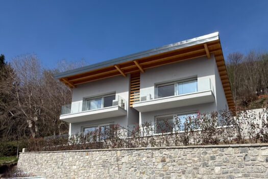 New modern apartments in Domaso – with a pool and lake views