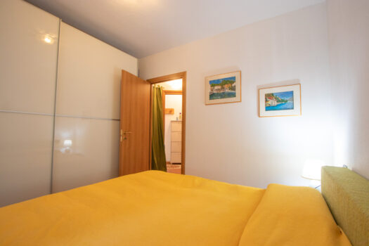 Two-room apartment with garage – Menaggio