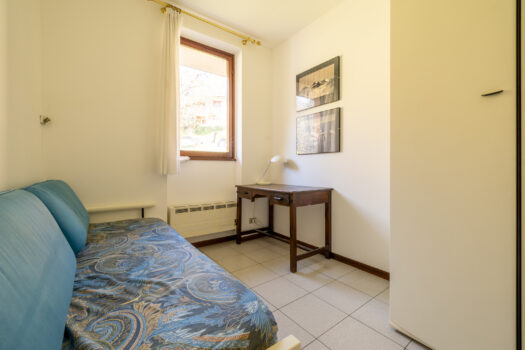 Apartment with a lake view in Menaggio – Residence with a pool