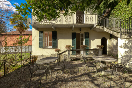 Villa with garden in Tremezzina – close to the center with lake view