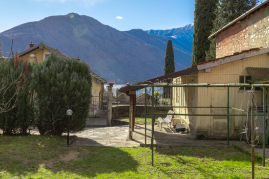 Villa with garden in Tremezzina – close to the center with lake view