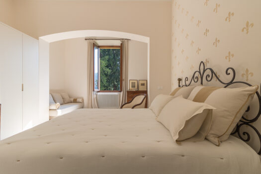 Villa directly on the lake in Tremezzina – stunning lake view