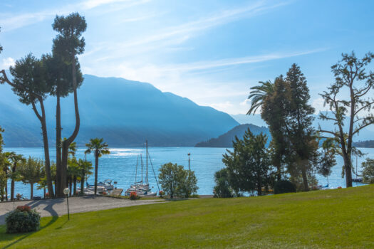 Villa directly on the lake in Tremezzina – stunning lake view