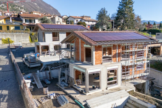 New villas with pool on Lake Como – lake view