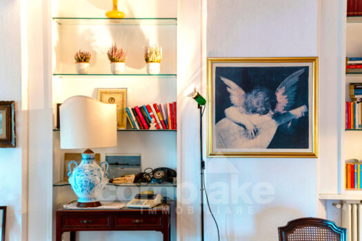 Apartment in historic house with terrace and garden in Moltrasio
