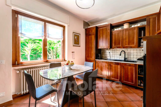 Apartment in villa with garden in Cernobbio