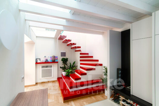 Detached house with a garden and lake view in Carate Urio