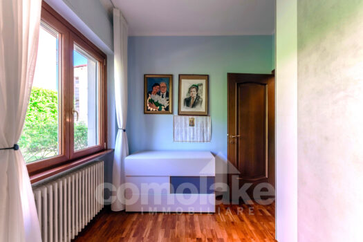 Apartment in villa with garden in Cernobbio