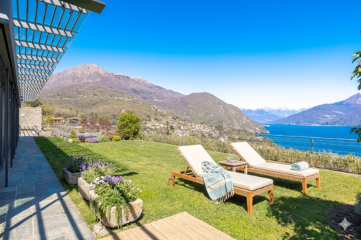 Luxury Villa in a modern context in Menaggio – pool and stunning lake views