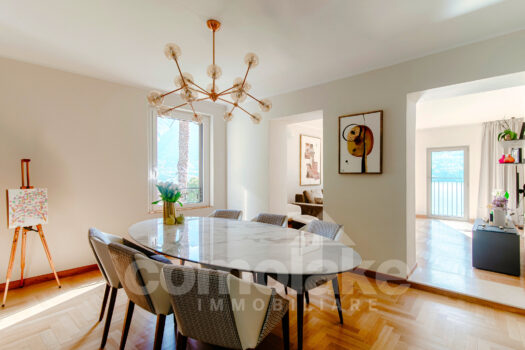 Detached house with a garden and lake view in Carate Urio