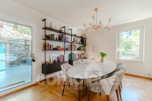 Detached house with a garden and lake view in Carate Urio