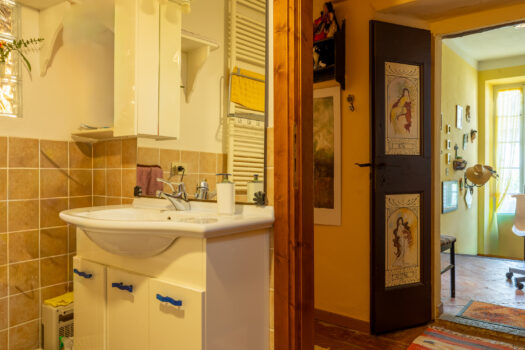 Detached house in Grandola ed Uniti – near the center