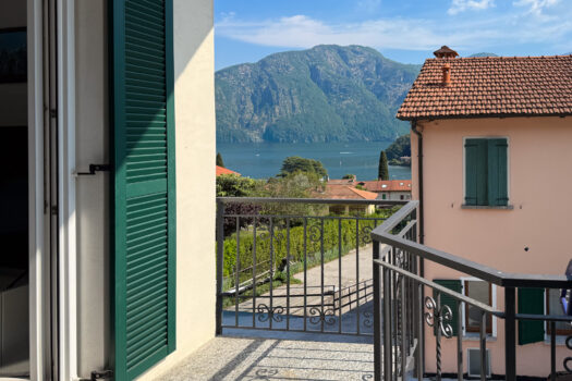 Three-room apartment with lake views in Tremezzina – near the lake