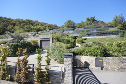 Luxury Villa in a modern context in Menaggio – pool and stunning lake views